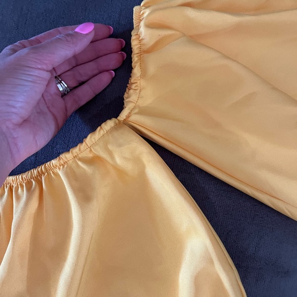 Yellow Off-Shoulder Top - Picture 5 of 5